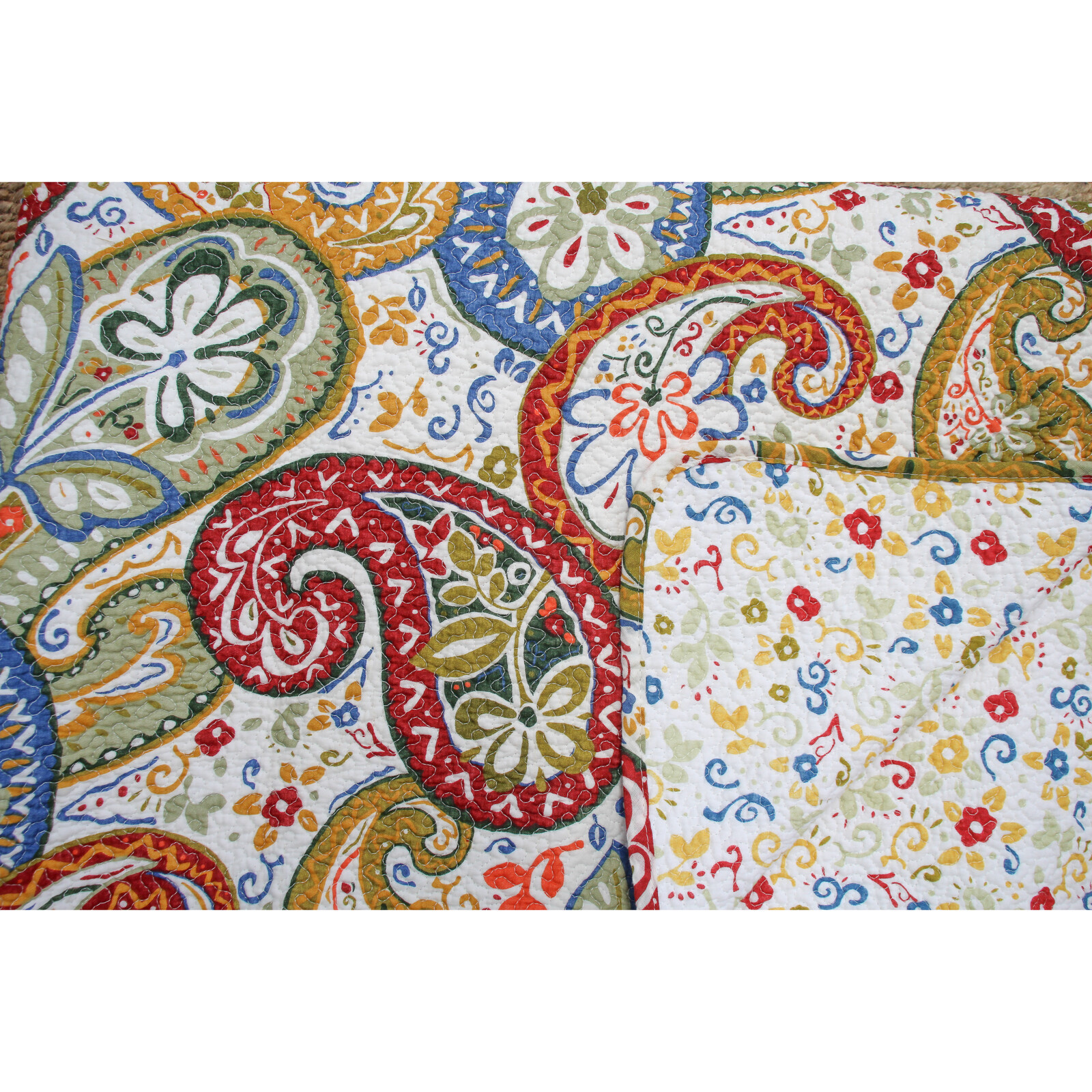 Quilted Throw/Bedspread Paisley