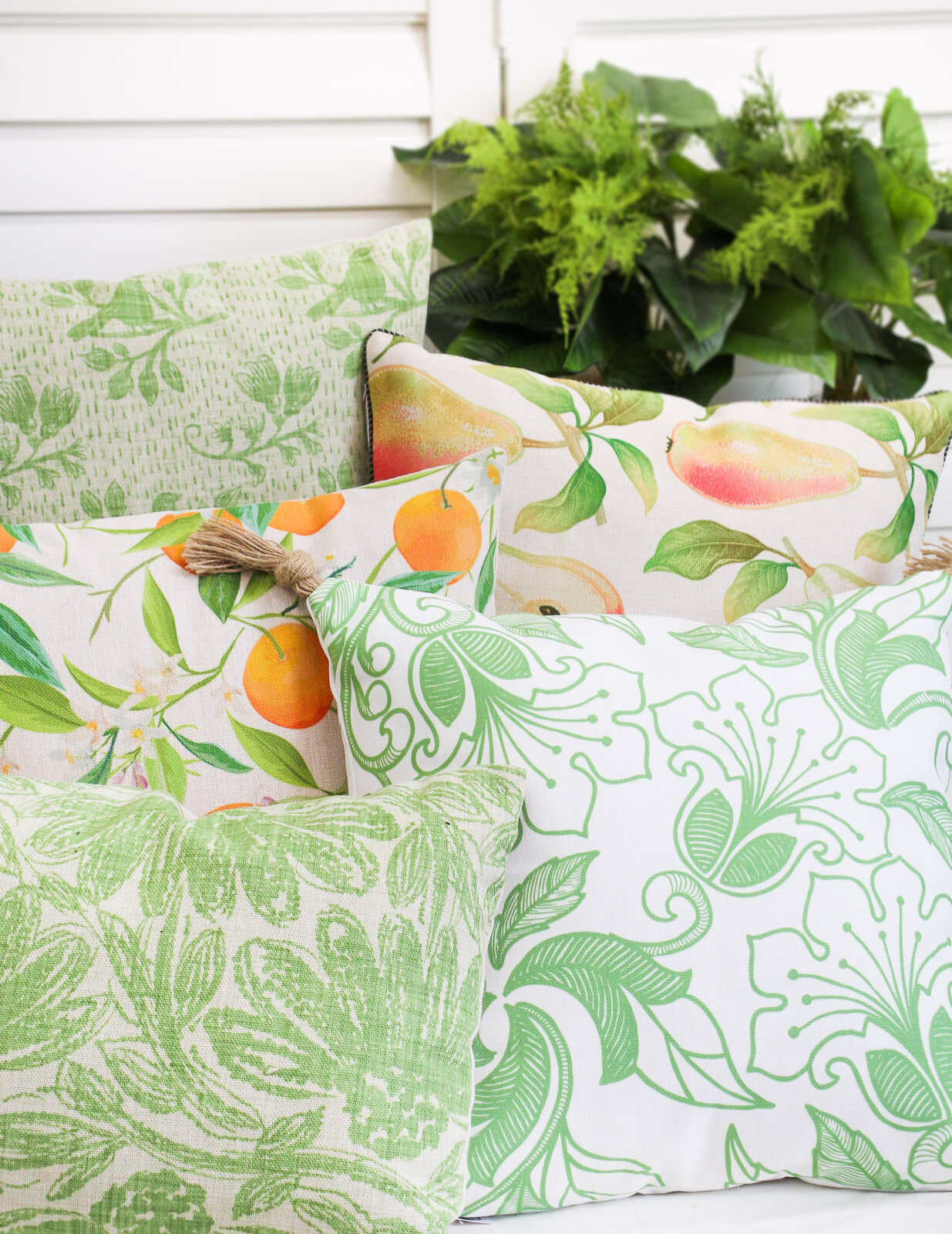 Cushion Rec Sage Floral