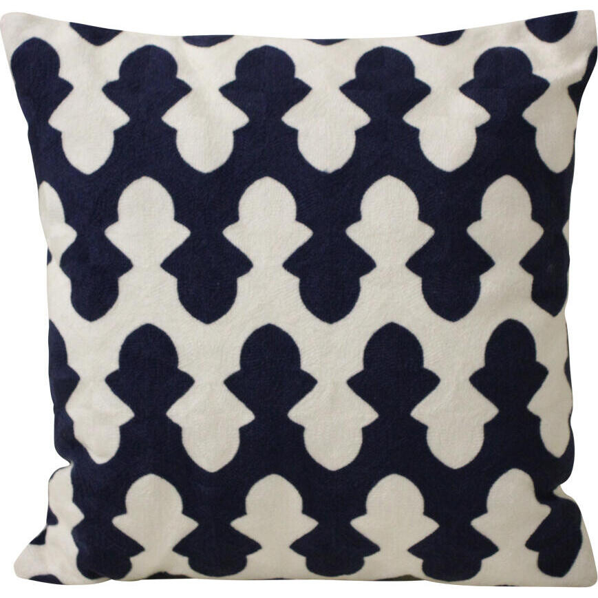 Cushion Navy Embroid 1