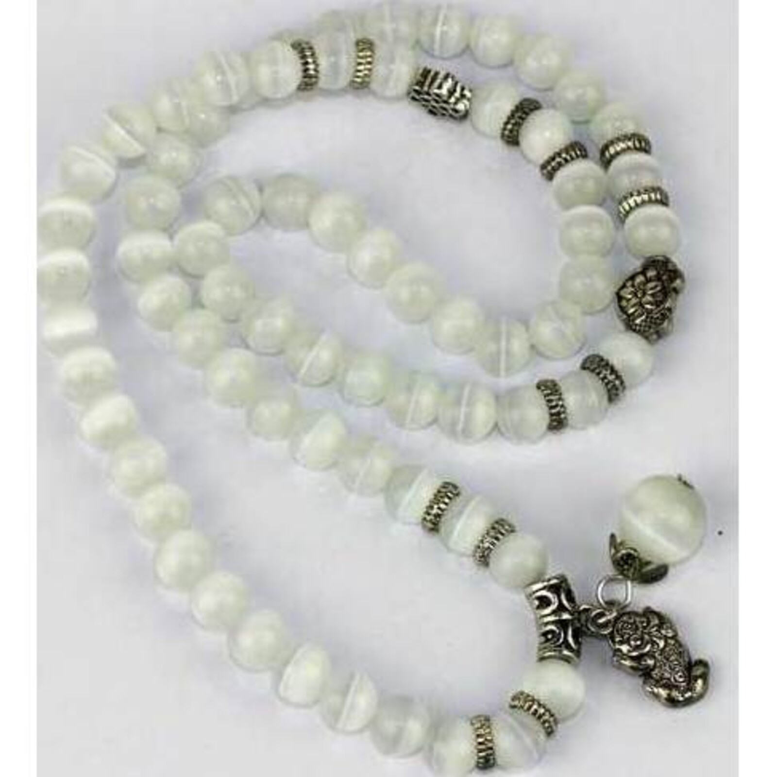 Stone Necklace CatsEye White