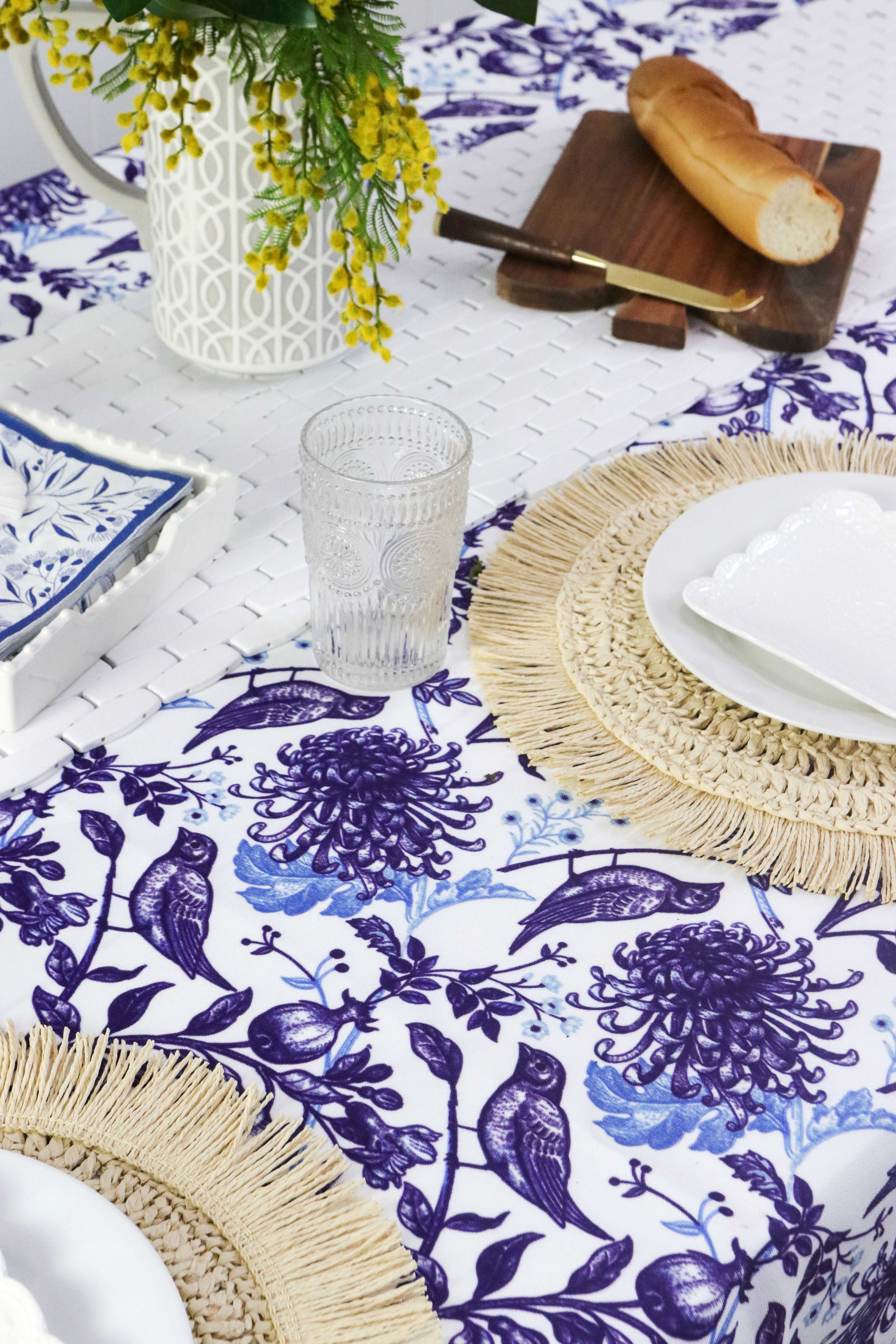 Table Cloth Hamptons