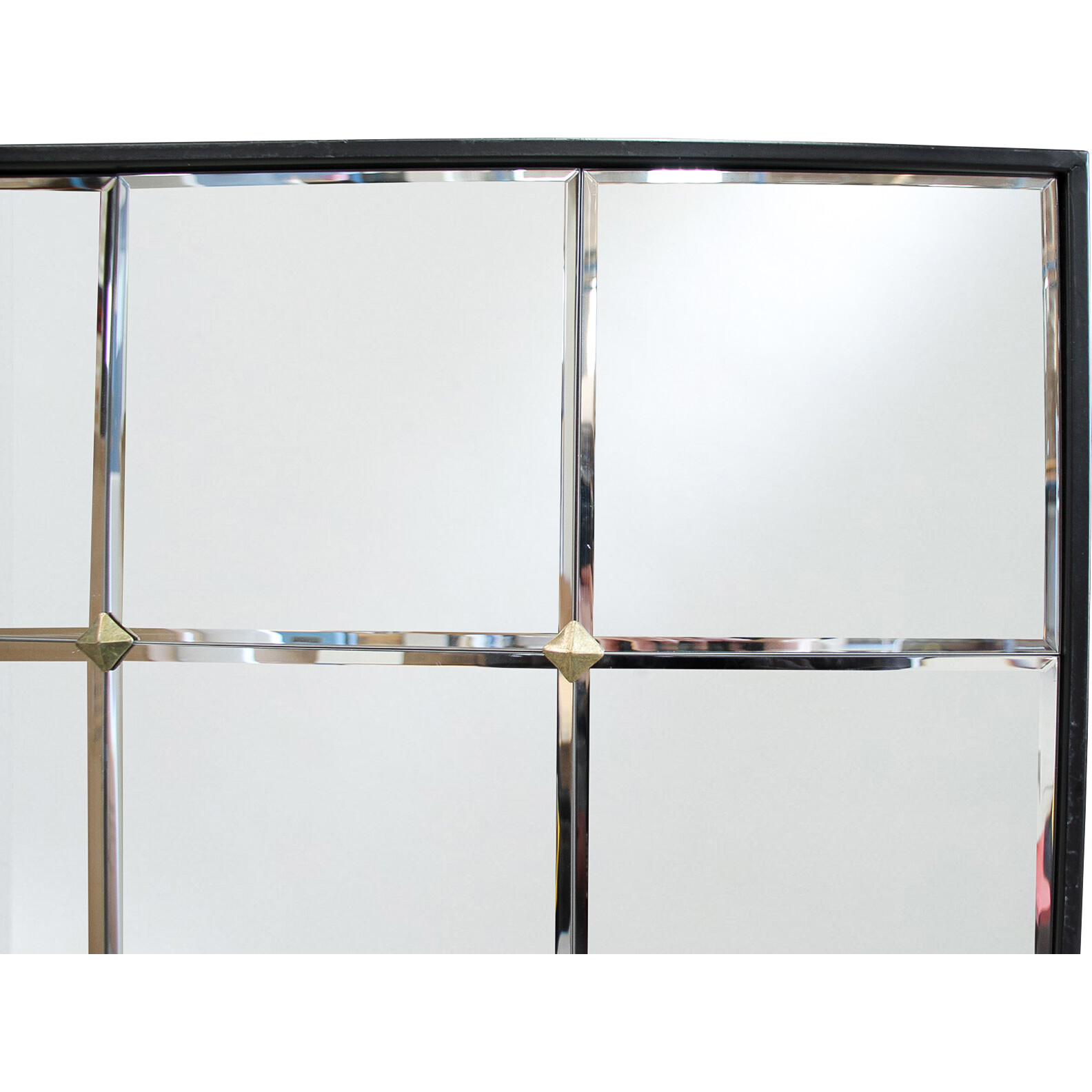 # Mirror Multi Square