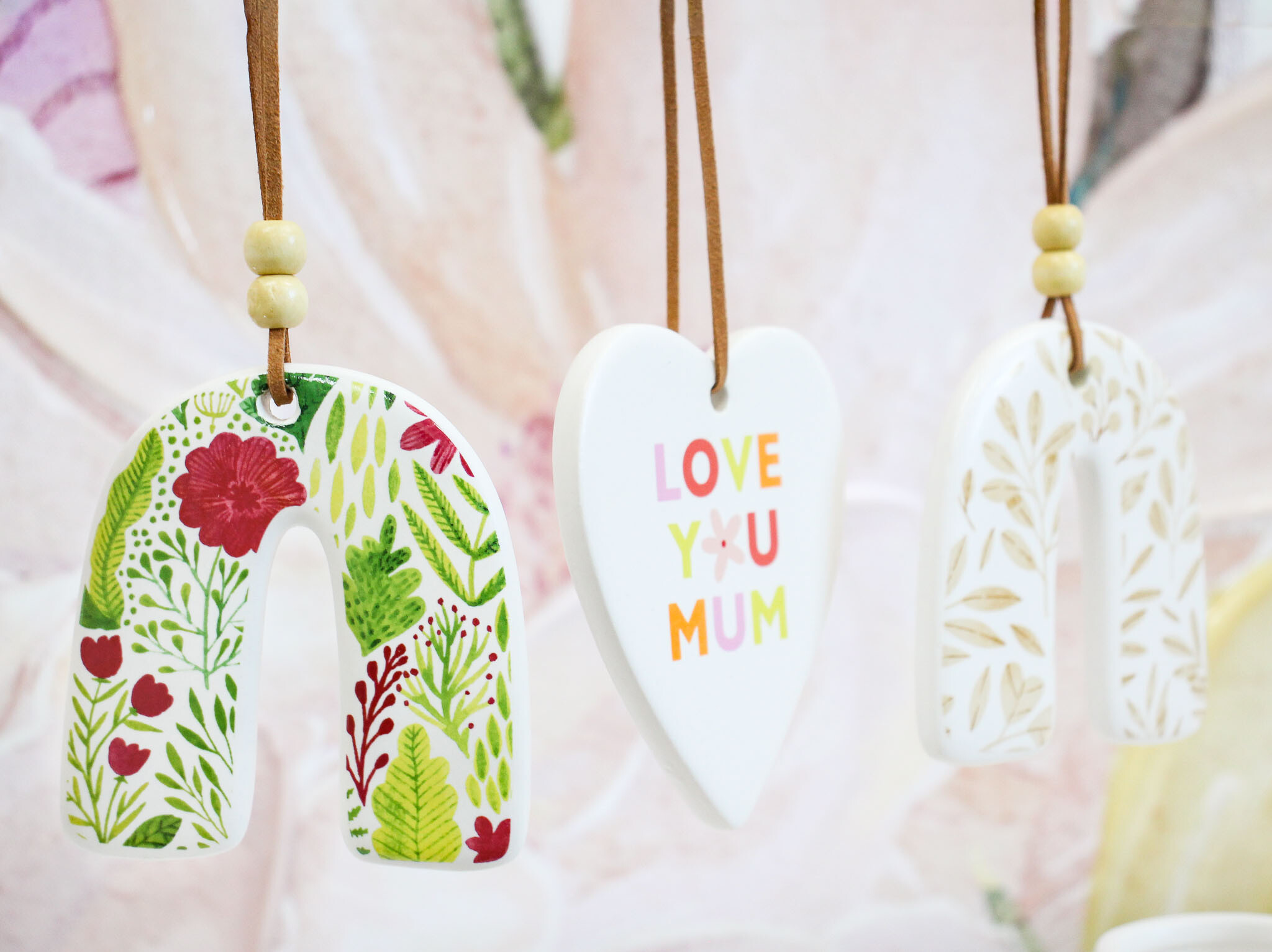 Hanging Heart Love Mum