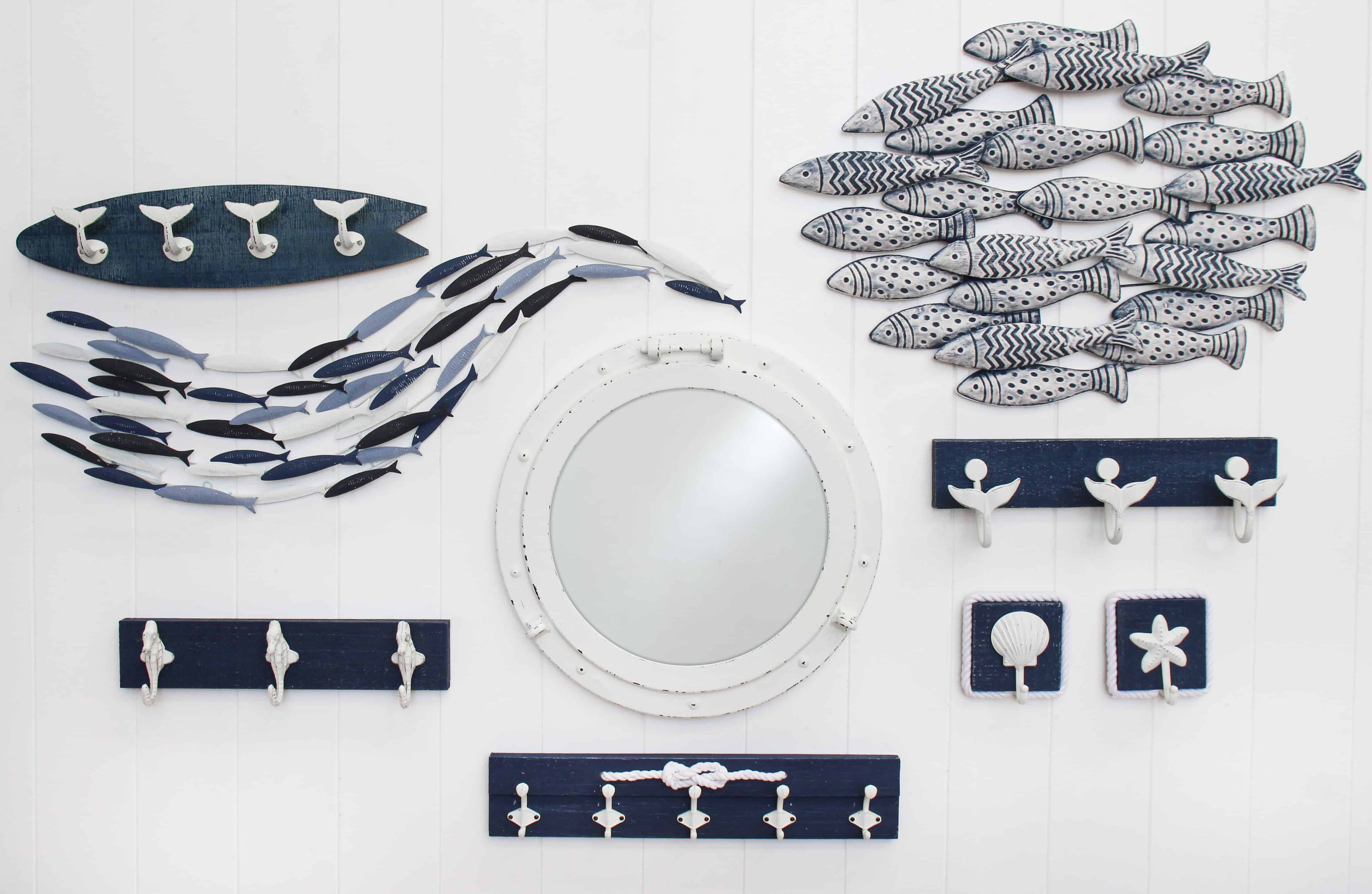 Wall Decor Fish School